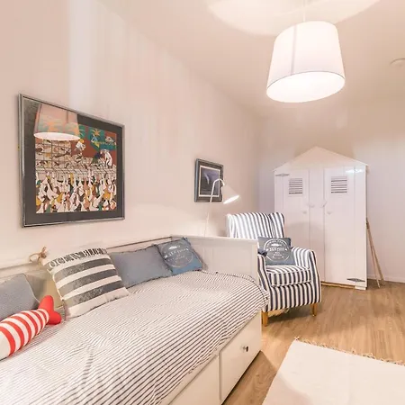 Bahnhofstr 9 Bahnhofstrasse 9, Zur Flaschenpost