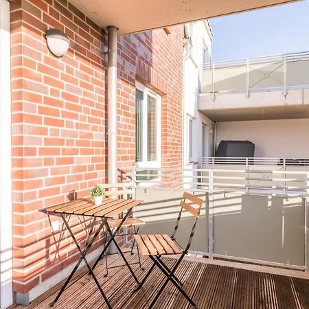 Апартаменты Bahnhofstr 9 Bahnhofstrasse 9, Zur Flaschenpost Бюзум